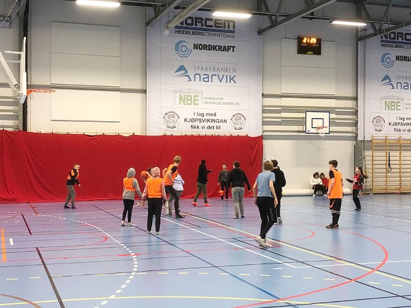 &Aring;pen Hall 2.jpg