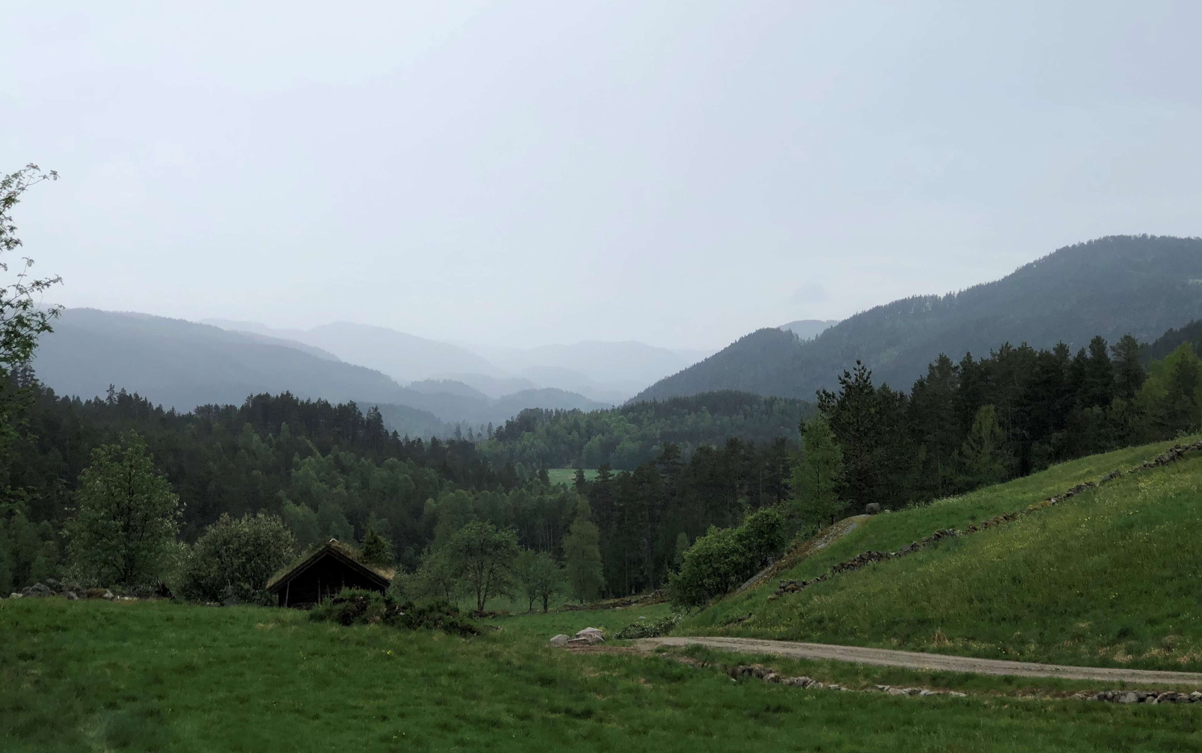 Blåne bak blåne – landskapsdybde.