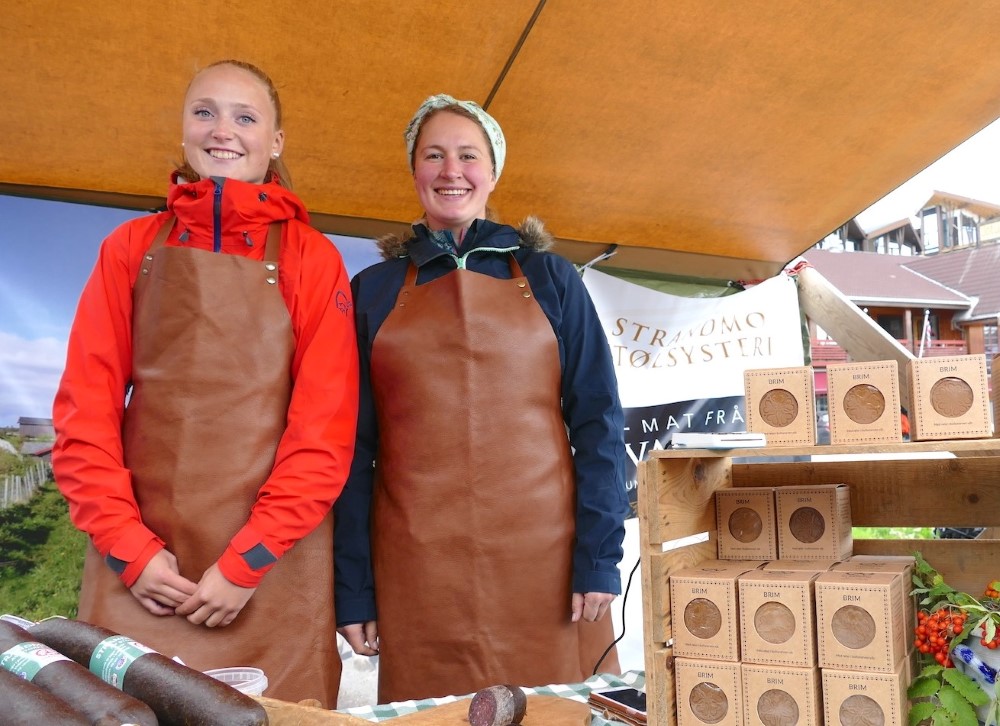 Strandmo stølsysteri på stand Strandmo stølsysteri på stand